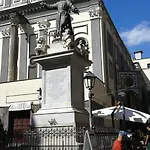 San Gaetano 23 Napels