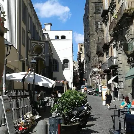 San Gaetano 23 * Neapol