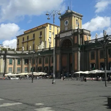 San Gaetano 23 * Neapol